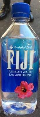 ទឹករ៉ែ FIJI (24 ដប/កេស)